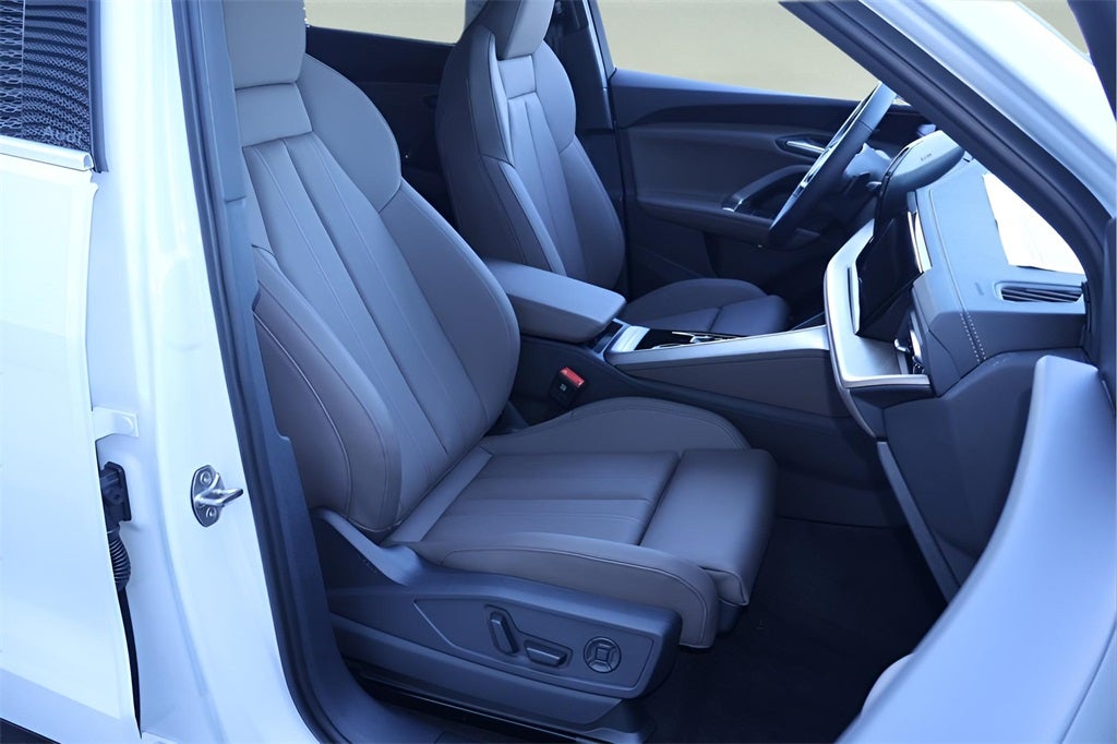 2025 Audi Q5 2.0T Premium Plus quattro