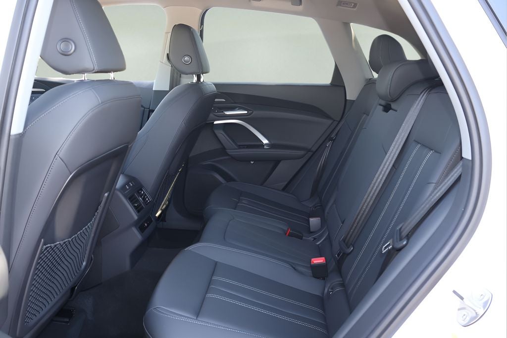 2026 Audi Q5 2.0T Premium Plus quattro