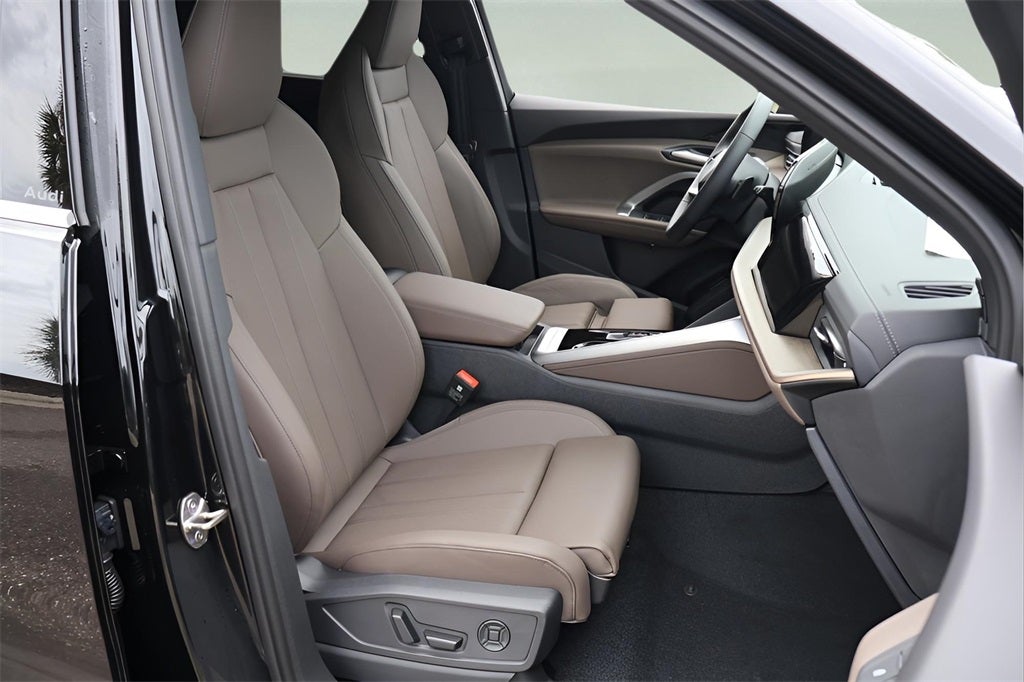 2025 Audi Q5 2.0T Premium Plus quattro