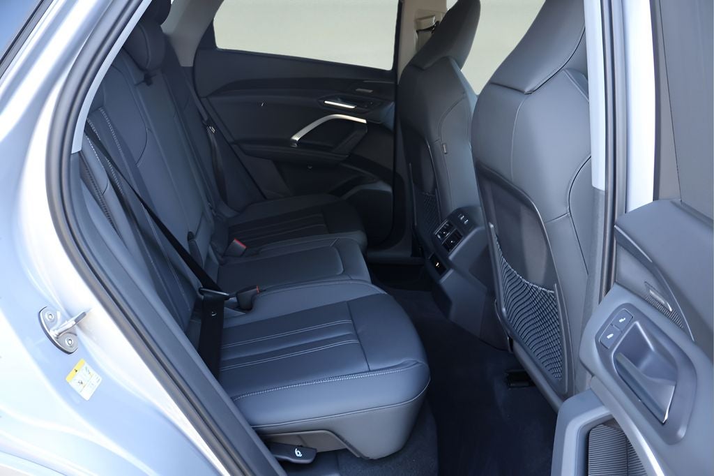 2026 Audi Q5 2.0T Premium Plus quattro