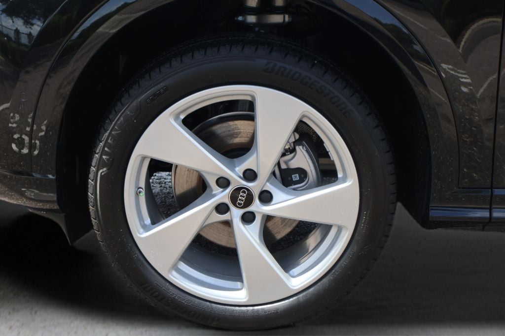 2026 Audi Q5 2.0T Premium Plus quattro