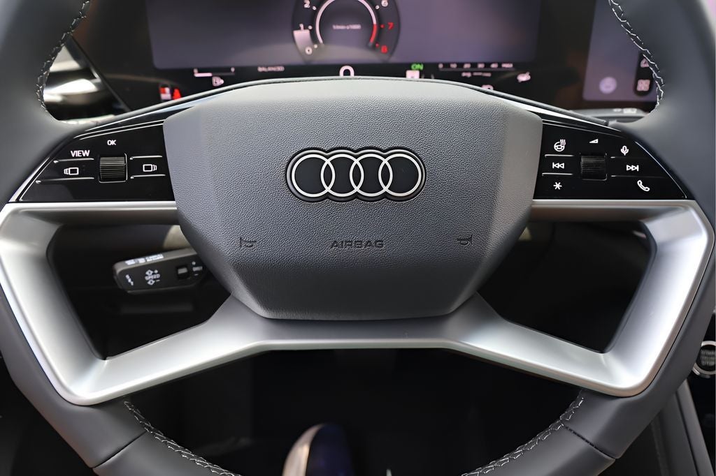 2026 Audi Q5 2.0T Premium Plus quattro