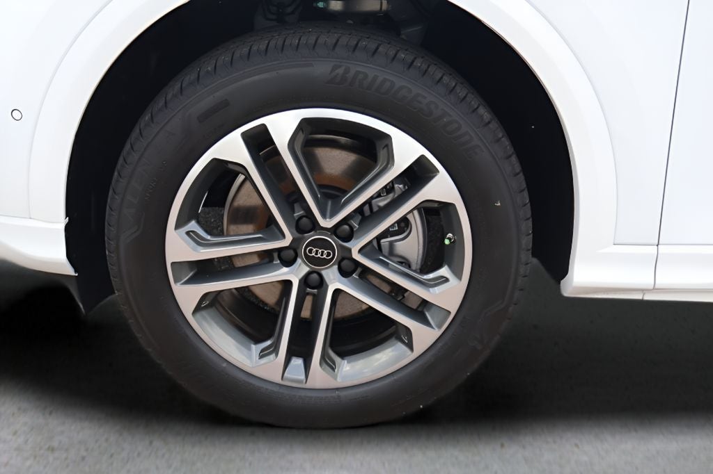 2026 Audi Q5 2.0T Premium Plus quattro