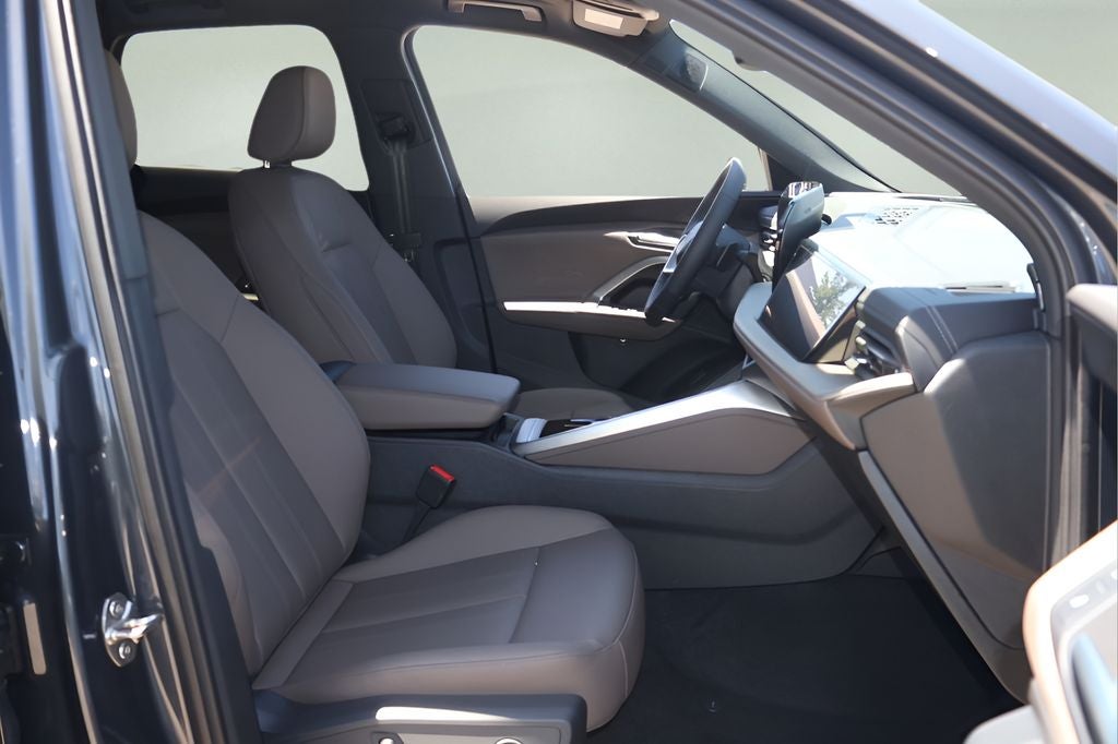 2026 Audi Q5 2.0T Premium Plus quattro