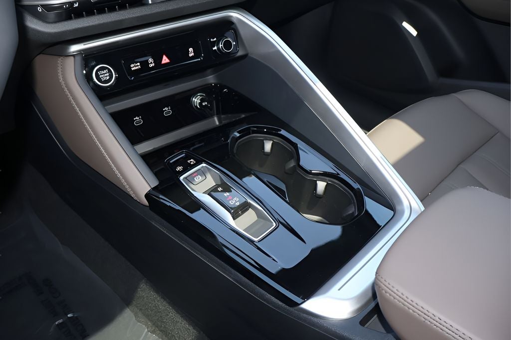 2026 Audi Q5 2.0T Premium Plus quattro