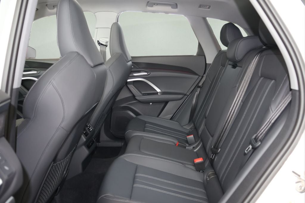 2026 Audi Q5 2.0T Premium Plus quattro