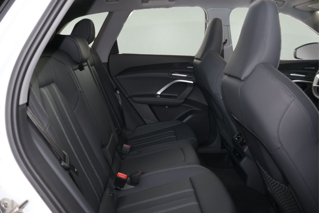2026 Audi Q5 2.0T Premium Plus quattro