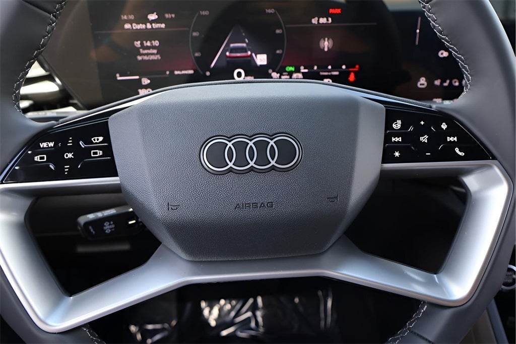 2025 Audi Q5 2.0T Premium Plus quattro