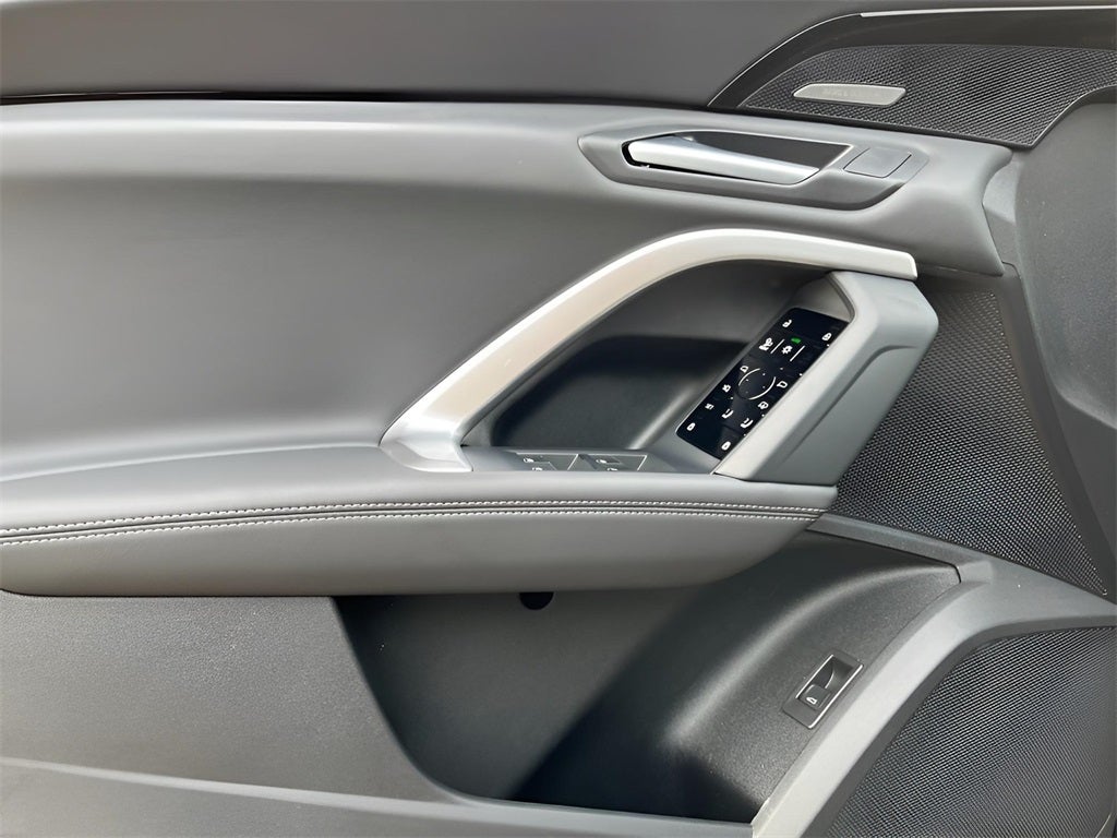 2025 Audi Q5 2.0T Premium Plus quattro