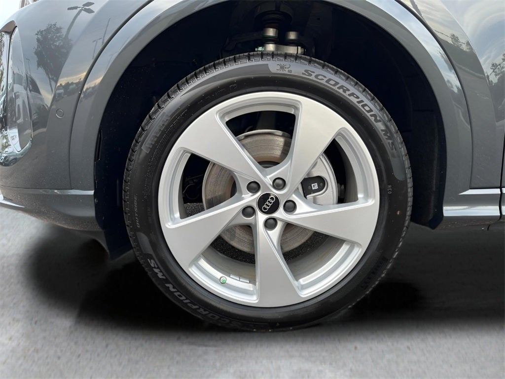 2025 Audi Q5 2.0T Premium Plus quattro