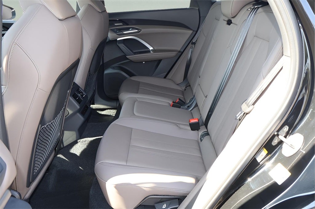 2025 Audi Q5 2.0T Premium Plus quattro