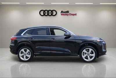 2026 Audi Q5 2.0T Premium Plus quattro