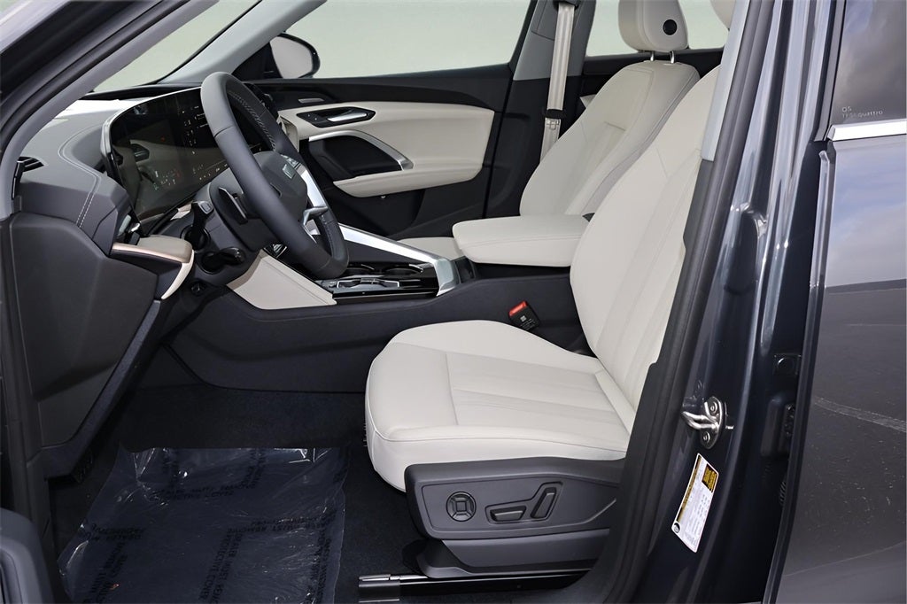 2025 Audi Q5 2.0T Premium Plus quattro