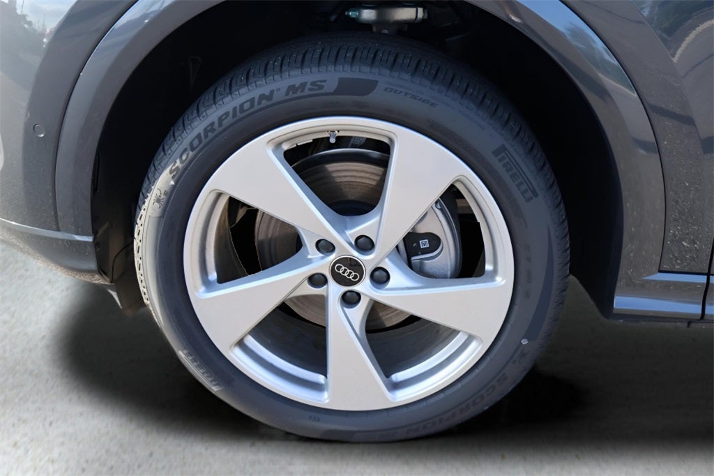 2025 Audi Q5 2.0T Premium Plus quattro