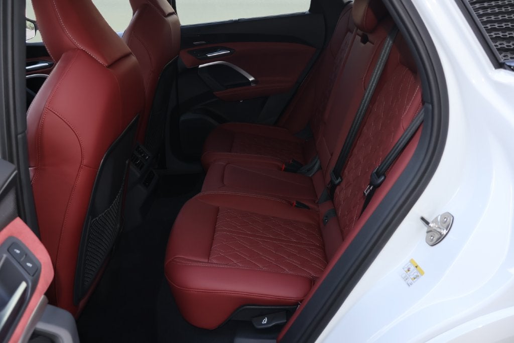 2026 Audi SQ5 Prestige quattro