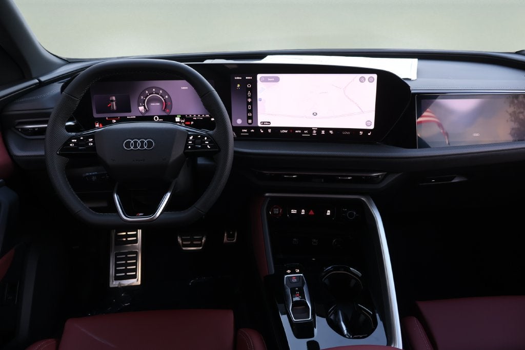 2026 Audi SQ5 Prestige quattro