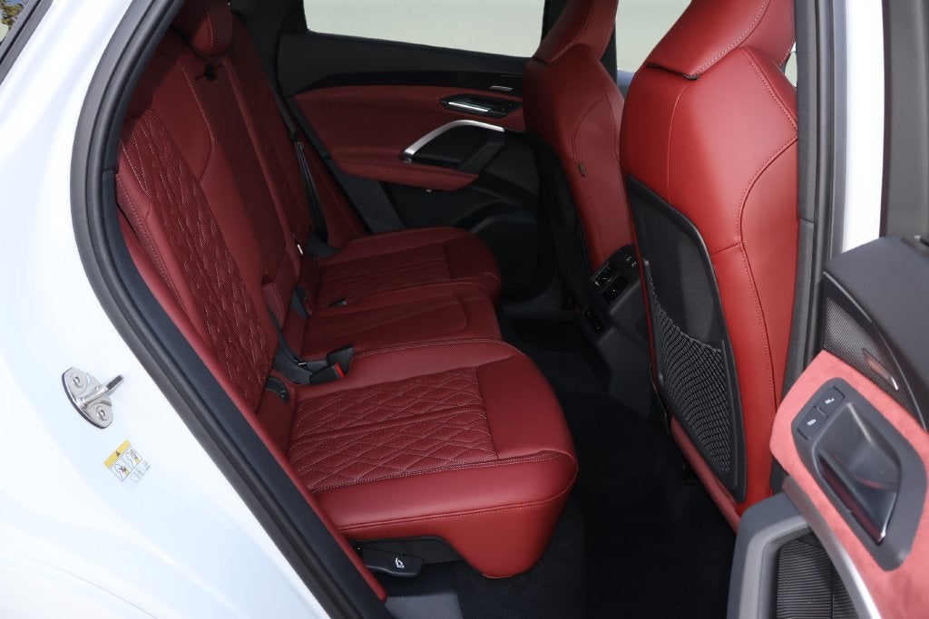 2026 Audi SQ5 Prestige quattro