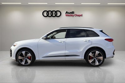 2026 Audi SQ5 Prestige quattro