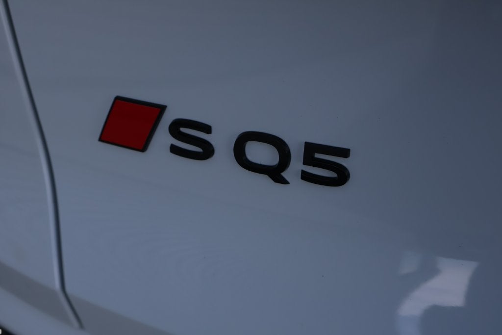 2026 Audi SQ5 Prestige quattro
