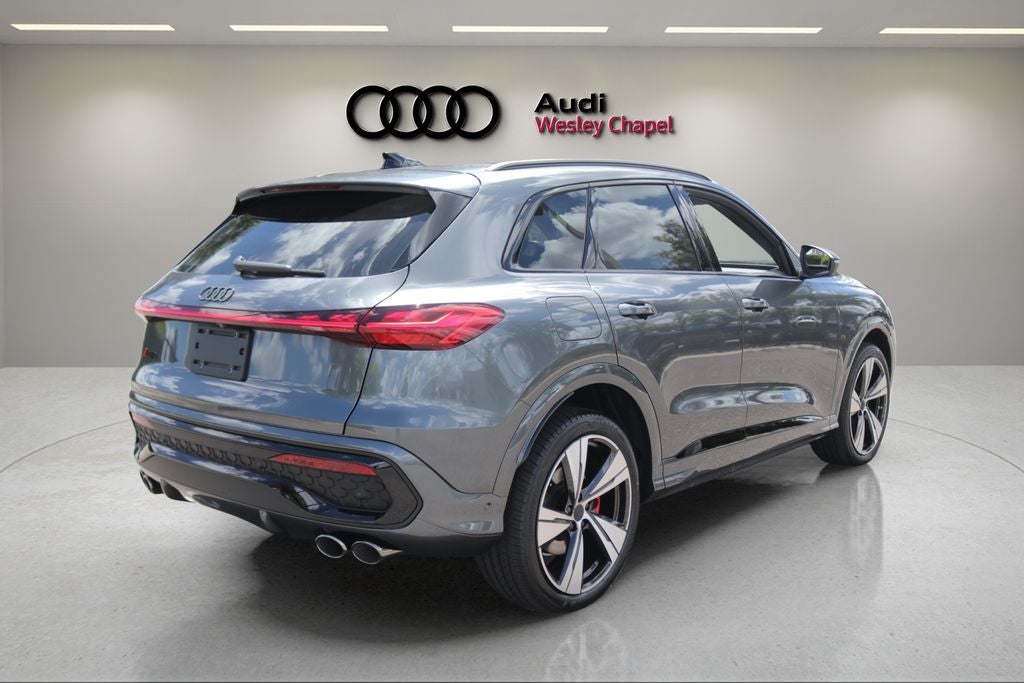 2026 Audi SQ5 Prestige quattro