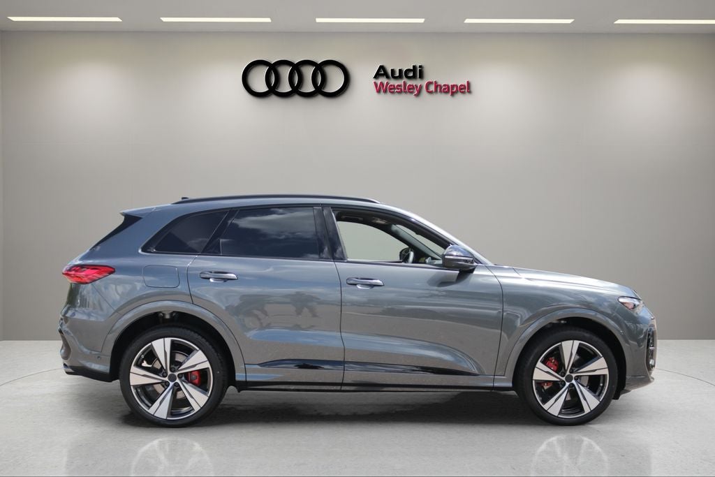 2026 Audi SQ5 Prestige quattro