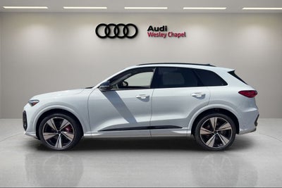 2026 Audi SQ5 Prestige quattro