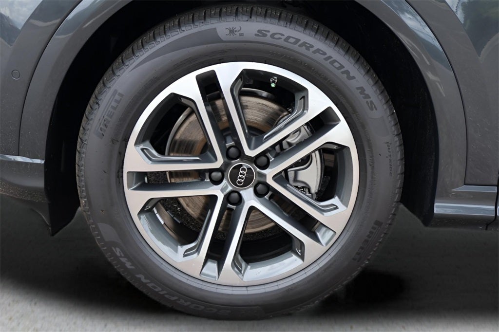 2025 Audi Q5 2.0T Prestige quattro