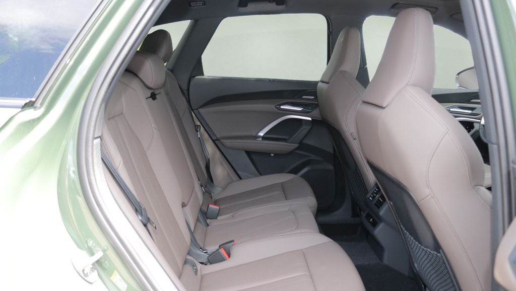 2026 Audi Q5 2.0T Premium Plus quattro