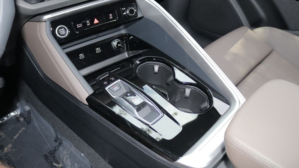 2026 Audi Q5 2.0T Premium Plus quattro