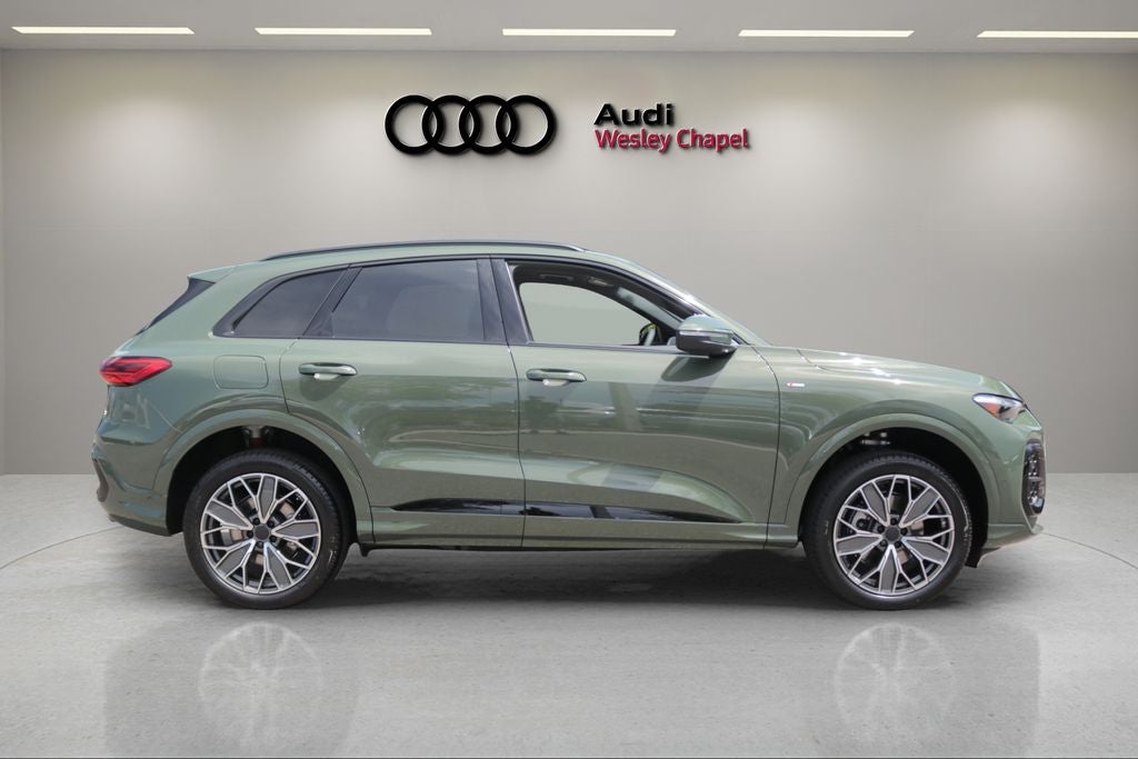 2026 Audi Q5 2.0T Premium Plus quattro