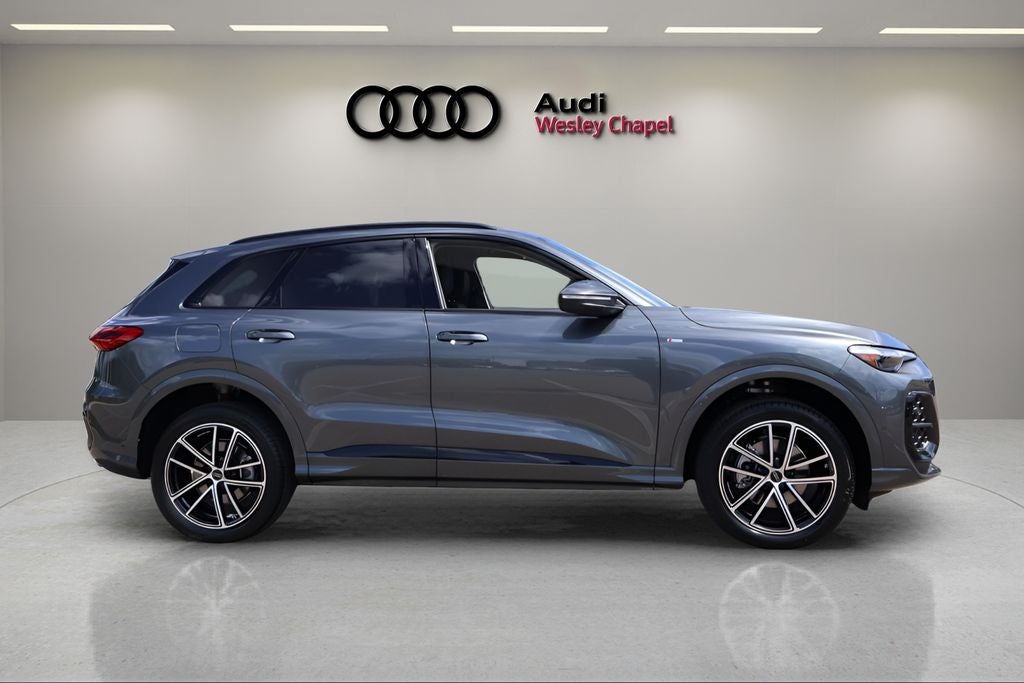 2026 Audi Q5 2.0T Premium Plus quattro