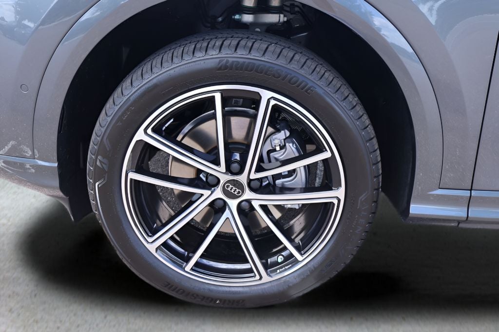 2026 Audi Q5 2.0T Premium Plus quattro