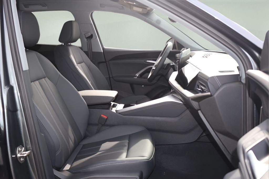 2026 Audi Q5 2.0T Premium Plus quattro