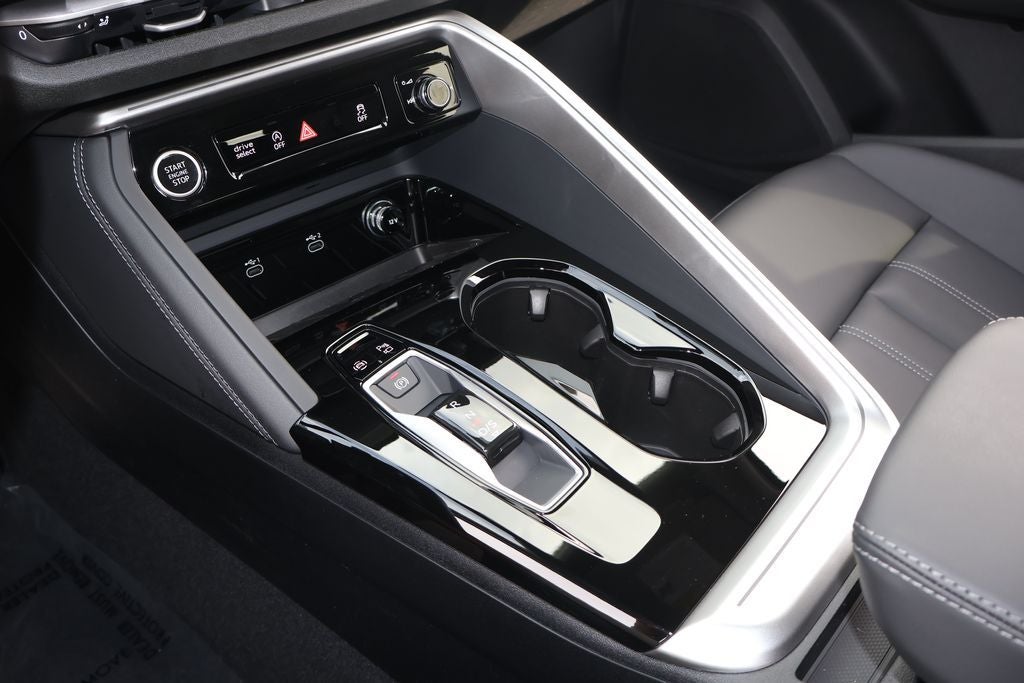 2026 Audi Q5 2.0T Premium Plus quattro