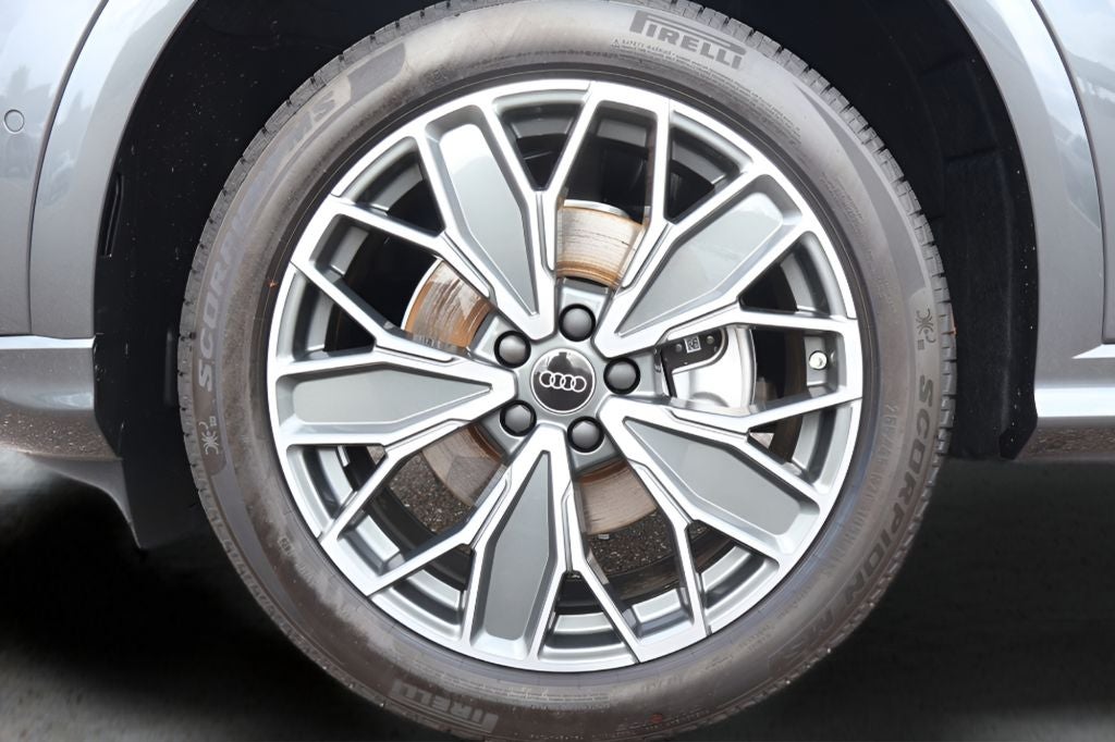 2026 Audi Q5 2.0T Premium Plus quattro