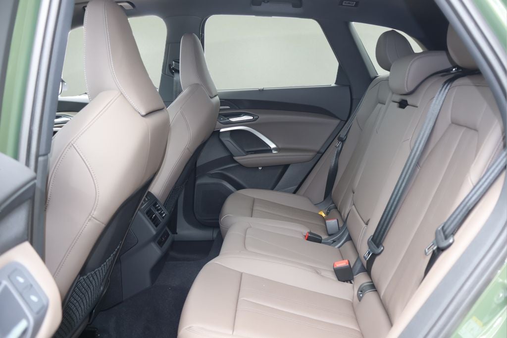 2026 Audi Q5 2.0T Premium Plus quattro