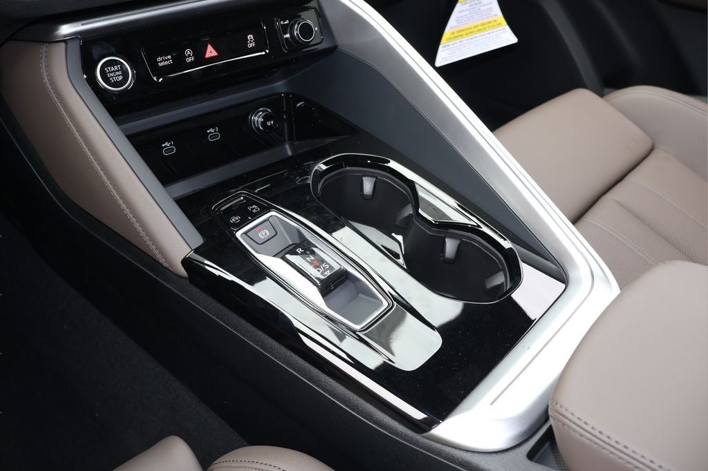 2026 Audi Q5 2.0T Premium Plus quattro