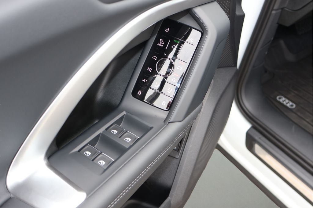2026 Audi Q5 2.0T Premium Plus quattro