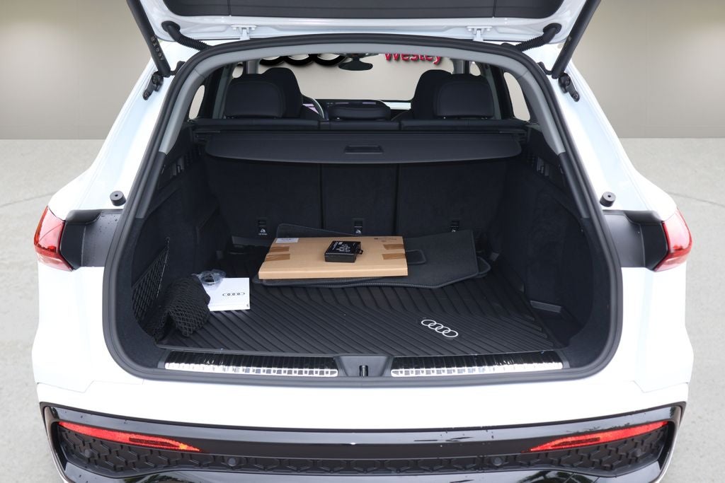 2026 Audi Q5 2.0T Premium Plus quattro