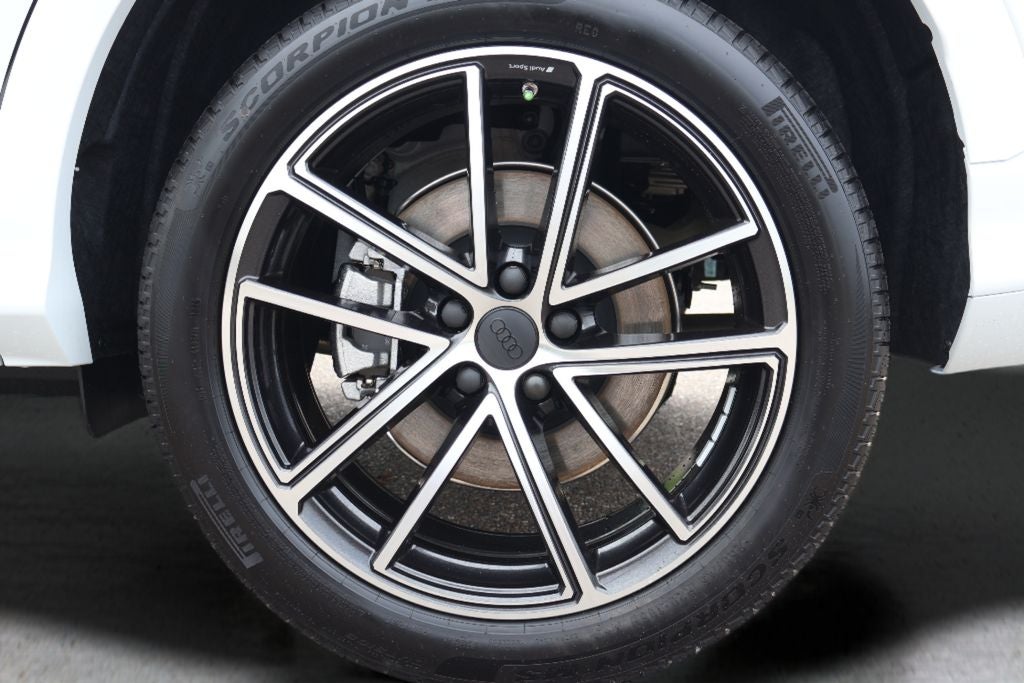 2026 Audi Q5 2.0T Premium Plus quattro