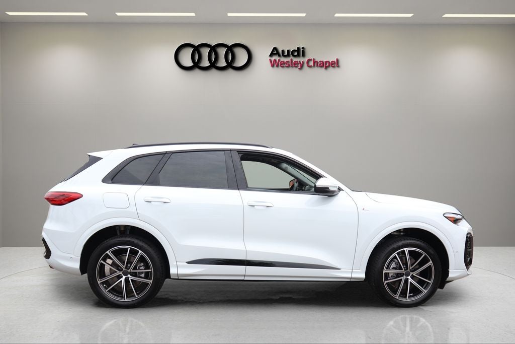 2026 Audi Q5 2.0T Premium Plus quattro