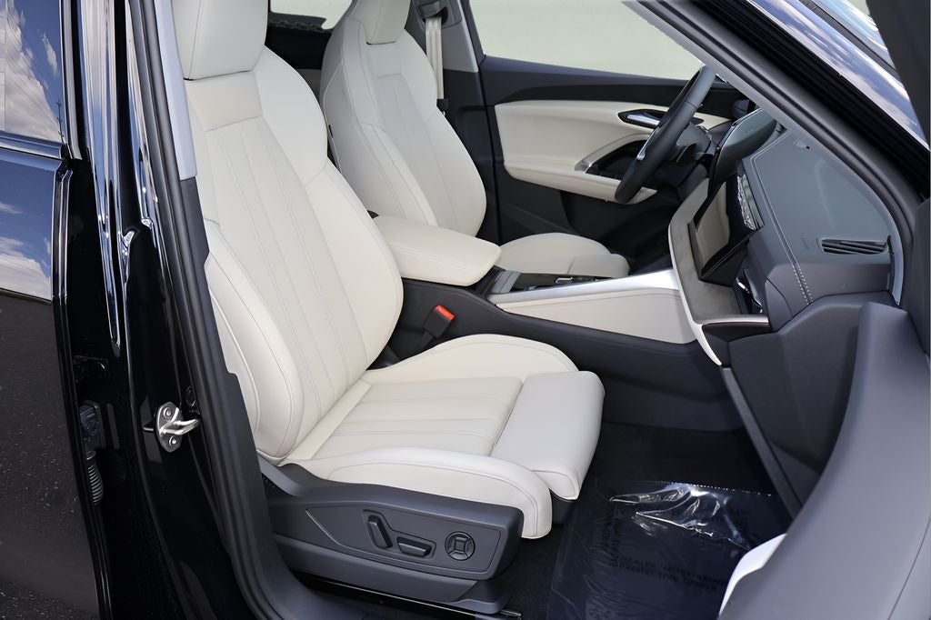 2026 Audi Q5 2.0T Premium Plus quattro