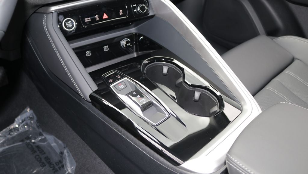 2026 Audi Q5 2.0T Premium Plus quattro