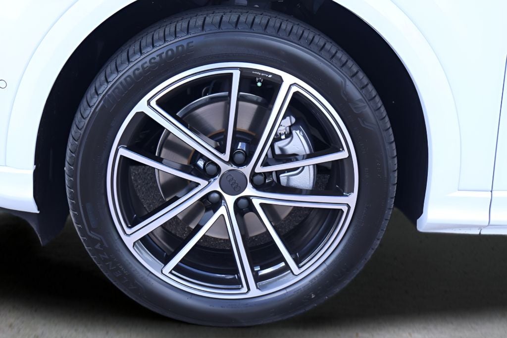 2026 Audi Q5 2.0T Prestige quattro