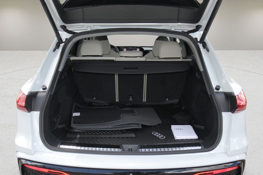 2026 Audi Q5 2.0T Prestige quattro