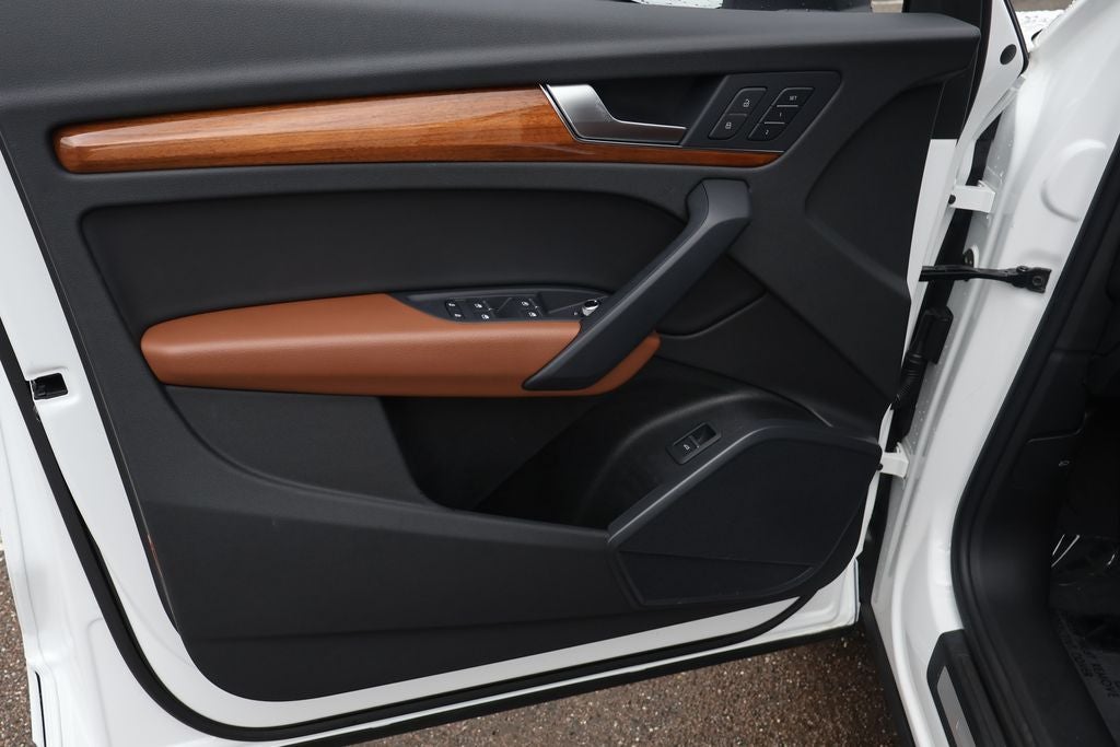 2023 Audi Q5 40 Premium quattro
