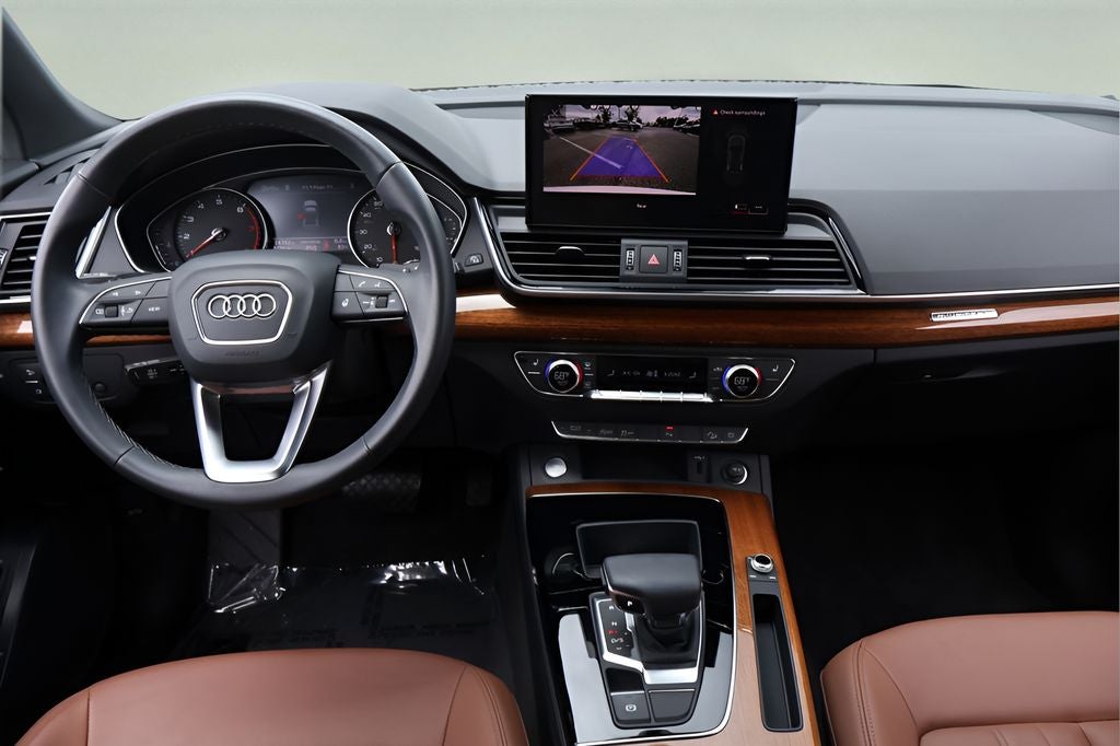 2023 Audi Q5 40 Premium quattro