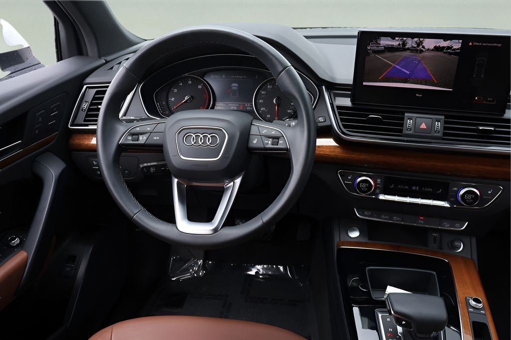 2023 Audi Q5 40 Premium quattro