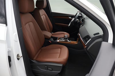 2023 Audi Q5 40 Premium quattro