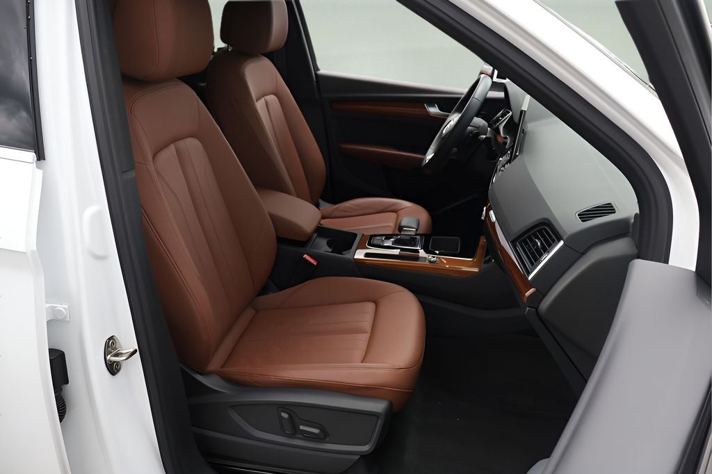 2023 Audi Q5 40 Premium quattro